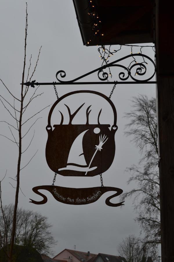 ブーウィラー Domaine Des Trois Sorciers Bed & Breakfast エクステリア 写真