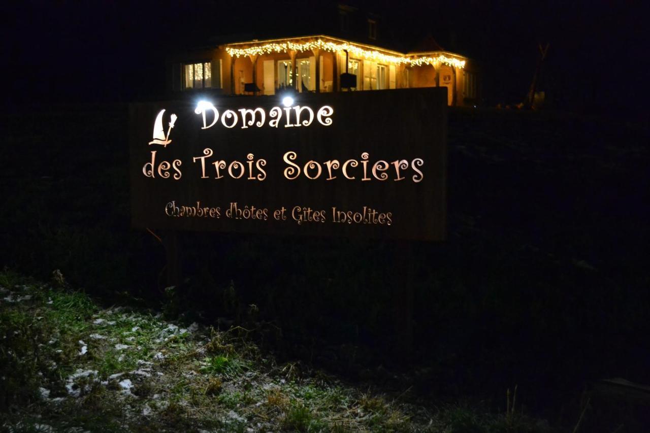 ブーウィラー Domaine Des Trois Sorciers Bed & Breakfast エクステリア 写真